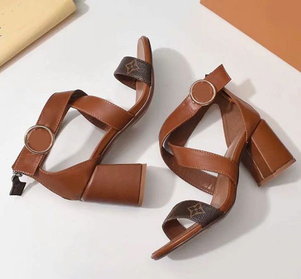 women's leather high heels banquet dress party shoes high heel sandals slippers wedge sandals size:35-40 with box l2, Black
women's leather high heels banquet dress party shoes high heel sandals slippers wedge sandals size:35-40 with box l2, Black