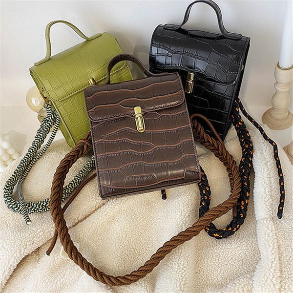 bags for women hand held fairy small bag 2019 new stone pattern small square bag casual versatile single shoulder messenger
bags for women hand held fairy small bag 2019 new stone pattern small square bag casual versatile single shoulder messenger