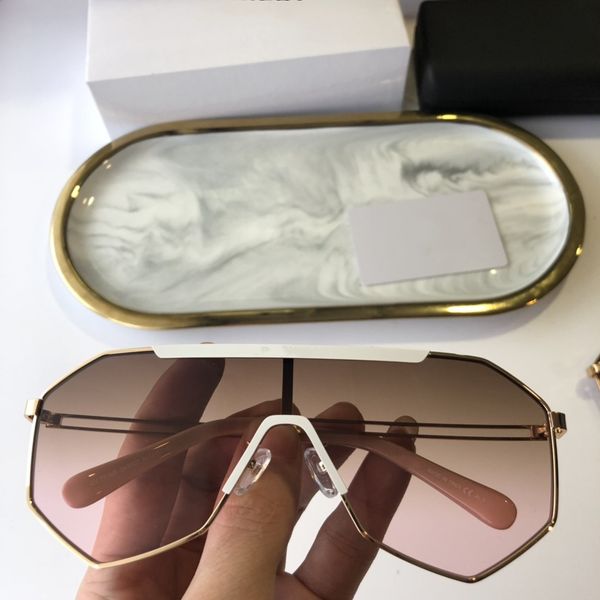 luxury sunglasses mens sunglasses women classic style plank metal frame 7118 uv400 protection outdoor eyewear with box, White;black
luxury sunglasses mens sunglasses women classic style plank metal frame 7118 uv400 protection outdoor eyewear with box, White;black