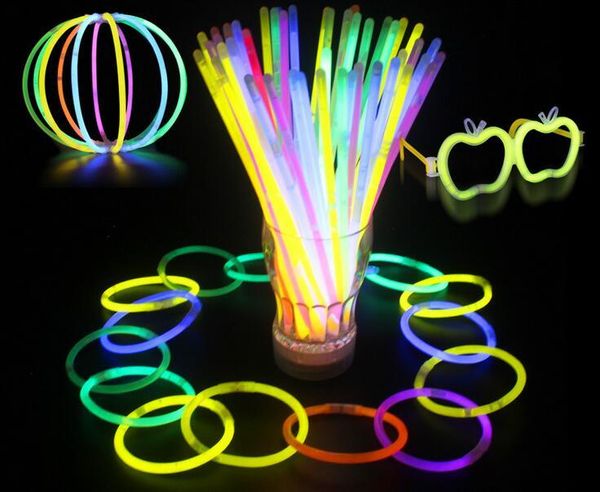 800pcs многоцветный hot glow стик браслет ожерелья неоновые партия светодиодный проблесковый маячок стик wand игрушка новизны led vocal конц
800pcs многоцветный hot glow стик браслет ожерелья неоновые партия светодиодный проблесковый маячок стик wand игрушка новизны led vocal конц