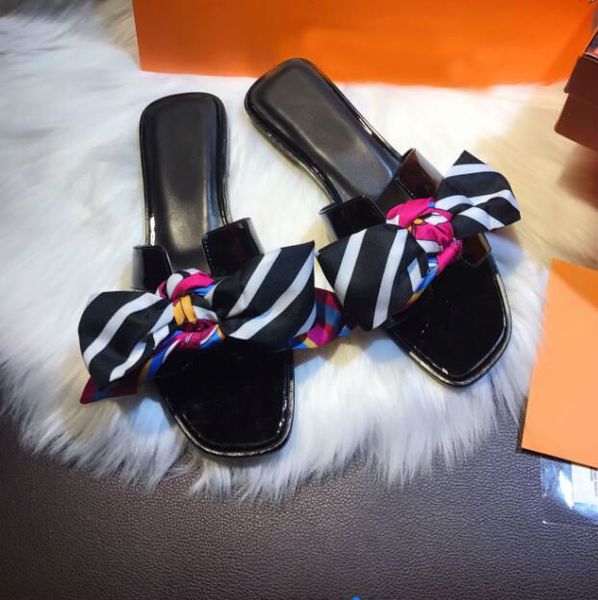 designer luxury leather ladies sandals summer flat slippers classic beach leather wear-resistant slippers solid color slippers, Black
designer luxury leather ladies sandals summer flat slippers classic beach leather wear-resistant slippers solid color slippers, Black