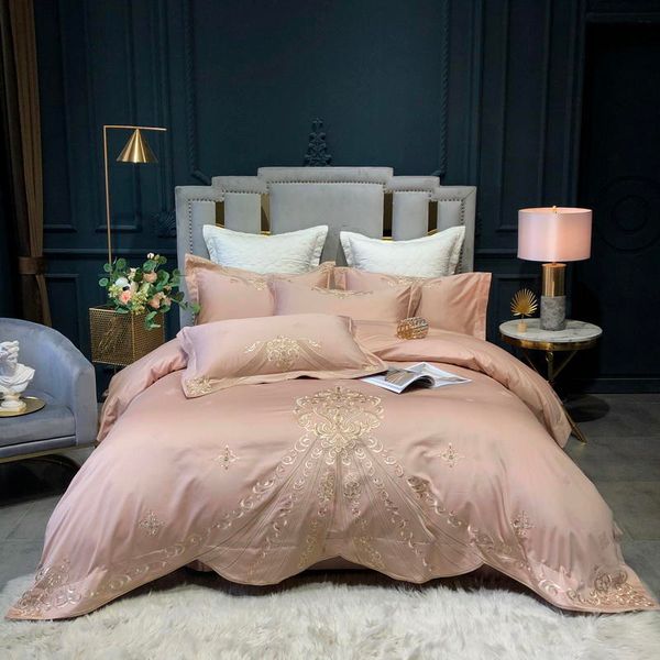 4pcs champagne gold egyptian cotton bedding set king size golden embroidery duvet cover fishtail dress style edge
4pcs champagne gold egyptian cotton bedding set king size golden embroidery duvet cover fishtail dress style edge