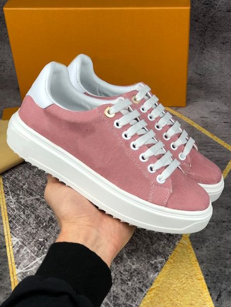 with box time out sneakers stellar sneaker women luxury shoes designer shoes pink white black woman casual shoes size 35-40 2020 quality 
with box time out sneakers stellar sneaker women luxury shoes designer shoes pink white black woman casual shoes size 35-40 2020 quality