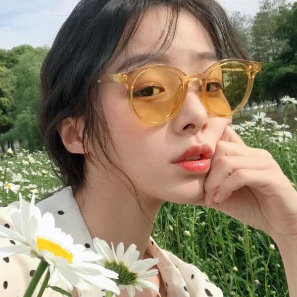 2020 new fashion design transparent color sunglasses female retro small frame round frame plain face wild face sunglasses tide, White;black
2020 new fashion design transparent color sunglasses female retro small frame round frame plain face wild face sunglasses tide, White;black