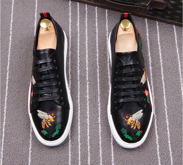 Genuine Leather Mens Sneakers Runway Embroidery Lace Up Casual Shoes Comfortable Male Breathable Flats S170
Genuine Leather Mens Sneakers Runway Embroidery Lace Up Casual Shoes Comfortable Male Breathable Flats S170