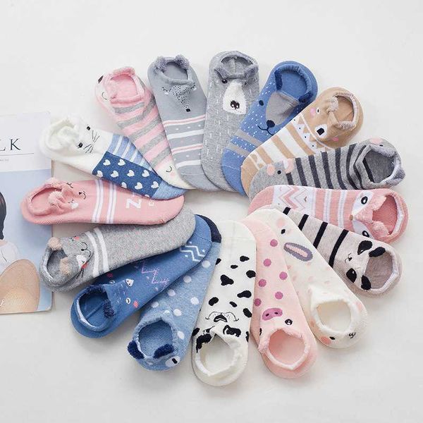 5 pairs women sock spring summer shallow mouth cartoon female cotton invisible boat sock cotton japanese cute animal ankle, Black;white 
5 pairs women sock spring summer shallow mouth cartoon female cotton invisible boat sock cotton japanese cute animal ankle, Black;white