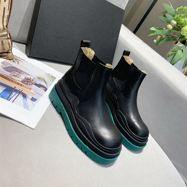 luxury designer lady's genuine real leather boots with pleated high chunky flat heel ankle boots fashionable comfortable martin boots, Black
luxury designer lady's genuine real leather boots with pleated high chunky flat heel ankle boots fashionable comfortable martin boots, Black