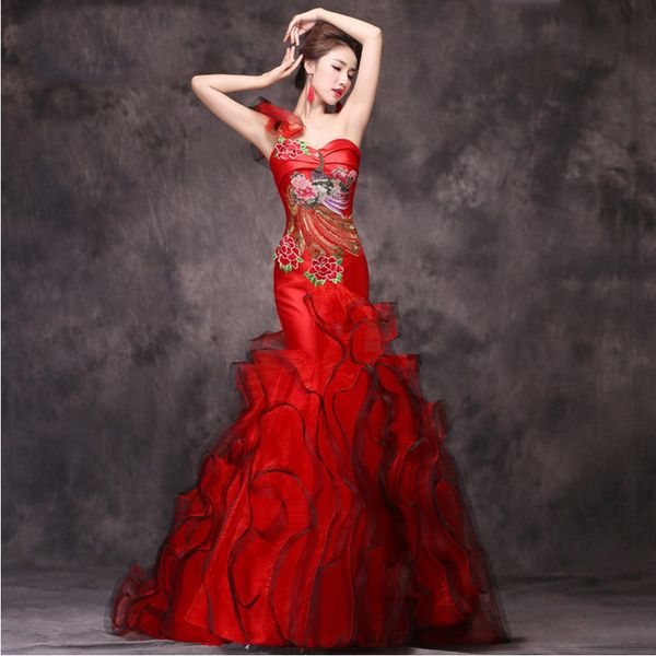 luxury slim party cheongsam dress chinese style womens wedding qipao evening gown elegant one shoulder long robe mordern vestido, White;black
luxury slim party cheongsam dress chinese style womens wedding qipao evening gown elegant one shoulder long robe mordern vestido, White;black
