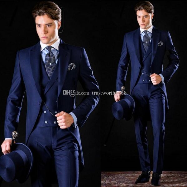 new arrival one button groomsmen peak lapel groom tuxedos men suits wedding/prom man blazer ( jacket+pants+vest+tie) a514, Black;gray
new arrival one button groomsmen peak lapel groom tuxedos men suits wedding/prom man blazer ( jacket+pants+vest+tie) a514, Black;gray