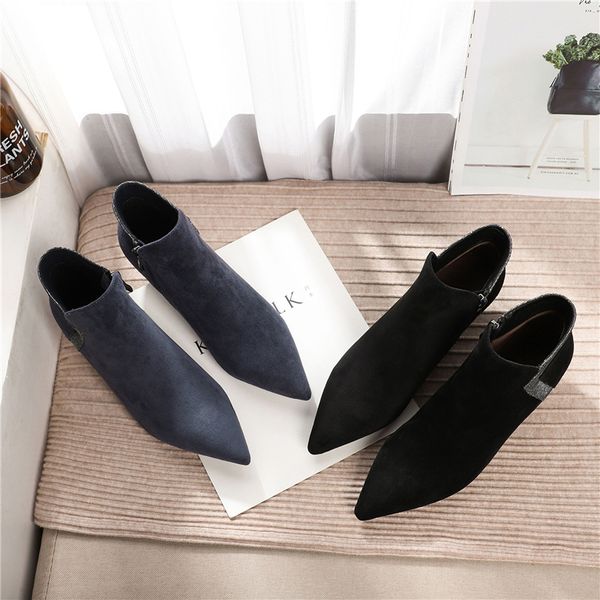 women shoes 2019 short boots flock crystal rhinestone pointed toe zipper thin heels solid fleece autumn winter warm ladies boot, Black
women shoes 2019 short boots flock crystal rhinestone pointed toe zipper thin heels solid fleece autumn winter warm ladies boot, Black