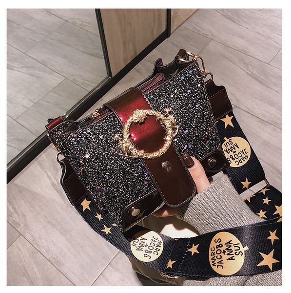 China Brand Sequins Ribbons bags Female's famous Ladies Designer Cross body purse Bags Tuomei wanggong /12
China Brand Sequins Ribbons bags Female's famous Ladies Designer Cross body purse Bags Tuomei wanggong /12