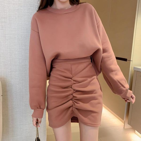 two piece dress fashion women casual sweatshirt tracksuit 2021 spring autumn o-neck pullover batwing sleeved t shirt+pleats skirt suit, White
two piece dress fashion women casual sweatshirt tracksuit 2021 spring autumn o-neck pullover batwing sleeved t shirt+pleats skirt suit, White