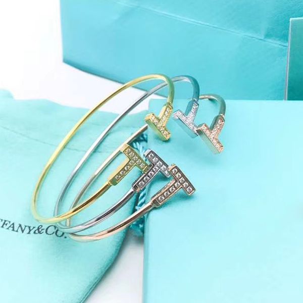 luxury bracelet fashion brand couple titanium steel bracelet women diamond bracelet without original box, Black
luxury bracelet fashion brand couple titanium steel bracelet women diamond bracelet without original box, Black