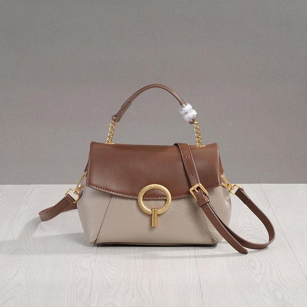 luxurious2019 bag summer bucket package woman genuine leather all-match cable satchel small fresh
luxurious2019 bag summer bucket package woman genuine leather all-match cable satchel small fresh