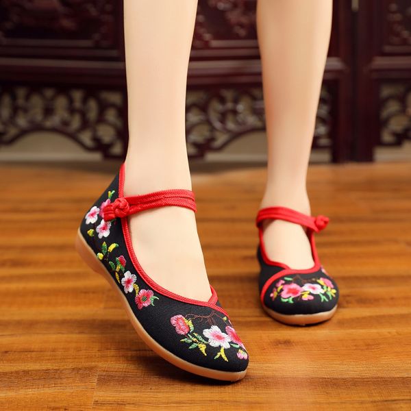 flats 2018 autumn new national wind cloth shoes women high help mother embroidered shoes hibiscus flower square dance, Black
flats 2018 autumn new national wind cloth shoes women high help mother embroidered shoes hibiscus flower square dance, Black
