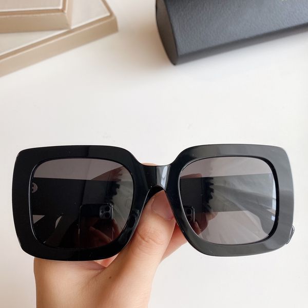 luxury sunglasses mens sunglasses women classic style plank metal frame 4384 uv400 protection outdoor eyewear with, White;black
luxury sunglasses mens sunglasses women classic style plank metal frame 4384 uv400 protection outdoor eyewear with, White;black