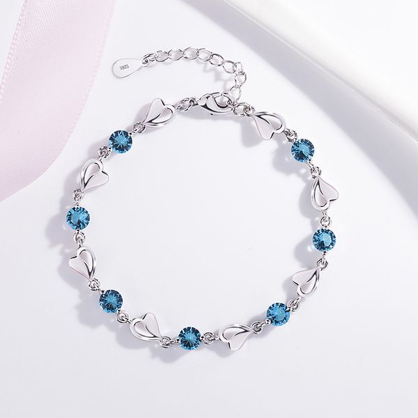 корейский стиль посеребренной мори-style литературной blue crystal heart-shaped браслет женского алмазный циркон heart-shaped браслета прост, Black
корейский стиль посеребренной мори-style литературной blue crystal heart-shaped браслет женского алмазный циркон heart-shaped браслета прост, Black