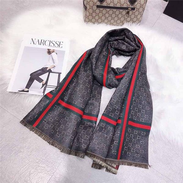fringed scarves big european and american female winter double-sided cashmere thick warm long section of dual-use shawl collar wild, Blue;gray
fringed scarves big european and american female winter double-sided cashmere thick warm long section of dual-use shawl collar wild, Blue;gray