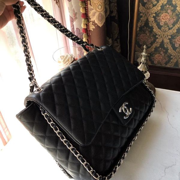 stylish retro one-shoulder bag ladies elegant ringer soft and simple unique large capacity size :35*26 cm 2020
stylish retro one-shoulder bag ladies elegant ringer soft and simple unique large capacity size :35*26 cm 2020