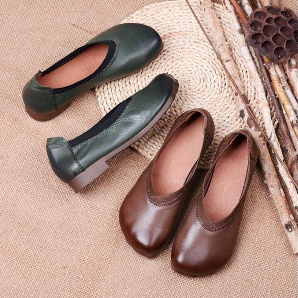 handmade genuine leather women flats casual slip-on loafer platform shallow female solid soft soles ladies shoes zapatos de muje, Black
handmade genuine leather women flats casual slip-on loafer platform shallow female solid soft soles ladies shoes zapatos de muje, Black