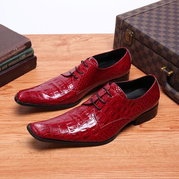 2019 new men red dress leather shoes fashion male formal lace up shoes flat pointed toe business, Black
2019 new men red dress leather shoes fashion male formal lace up shoes flat pointed toe business, Black