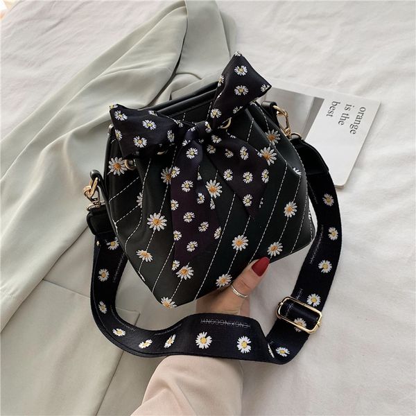 female vintage pu leather crossbody bags for women 2020 flower shoulder messenger bag ladies hand sling handbags
female vintage pu leather crossbody bags for women 2020 flower shoulder messenger bag ladies hand sling handbags