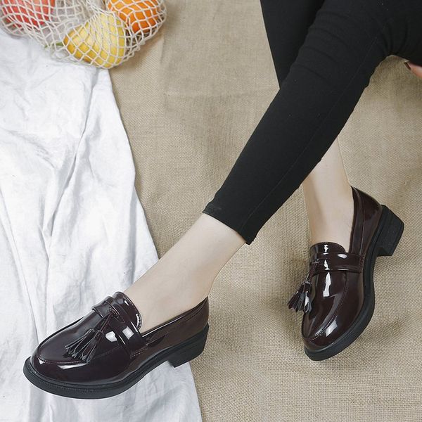 single shoe thick heel rubber round head cap middle heel, Black
single shoe thick heel rubber round head cap middle heel, Black