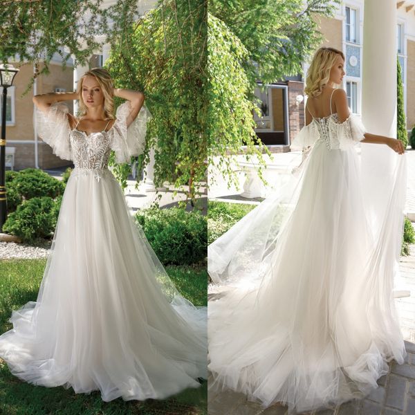 2020 wedding dresses spaghetti straps lace appliques beads bridal gowns lace-up back sweep train plus size a line wedding dress, White
2020 wedding dresses spaghetti straps lace appliques beads bridal gowns lace-up back sweep train plus size a line wedding dress, White
