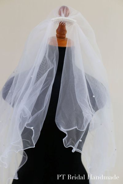 luxurious two-layer white ivory purple champagne red black pink pencil edge wedding veil amzaing fingertip length bridal veil with pearl
luxurious two-layer white ivory purple champagne red black pink pencil edge wedding veil amzaing fingertip length bridal veil with pearl