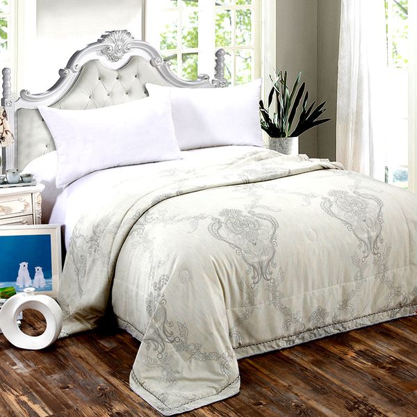 2017 fashion 100% silk quilt summer thin quilts bedding filler/filling queen king full size home textile white pink
2017 fashion 100% silk quilt summer thin quilts bedding filler/filling queen king full size home textile white pink