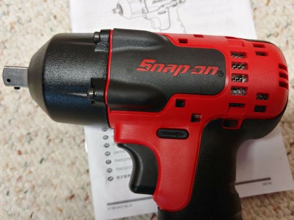 НОВЫЙ Snap-On CT8815 18V MonsterLit-Ion 1/2 "Ударный гайковерт, закрепленный наковальней, Инструмент Только ударный гайковерт, фиксированный наковальней
НОВЫЙ Snap-On CT8815 18V MonsterLit-Ion 1/2 "Ударный гайковерт, закрепленный наковальней, Инструмент Только ударный гайковерт, фиксированный наковальней