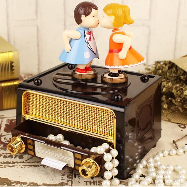 romantic couple retro radio model &sewing machine mechanical music box for valentine /birthday gift
romantic couple retro radio model &sewing machine mechanical music box for valentine /birthday gift