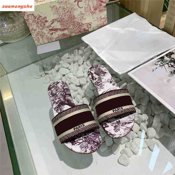 dazzle flowers slippers woman beach alphabet slippers designer rough sandals knitted cloth embroidery woman shoes, Black
dazzle flowers slippers woman beach alphabet slippers designer rough sandals knitted cloth embroidery woman shoes, Black