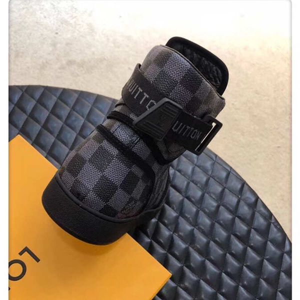 rivoli sneaker iconic damier graphite canvas mens luxury shoes casual shoes with printing leather hook and loop lace-up sneaker z14
rivoli sneaker iconic damier graphite canvas mens luxury shoes casual shoes with printing leather hook and loop lace-up sneaker z14