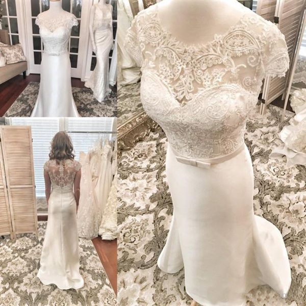 Real Pictures Cap Sleeves Lace Mermaid Wedding Dresses Scoop Button Back Custom Made Bridal Gowns Plus Size vestido de novia
Real Pictures Cap Sleeves Lace Mermaid Wedding Dresses Scoop Button Back Custom Made Bridal Gowns Plus Size vestido de novia