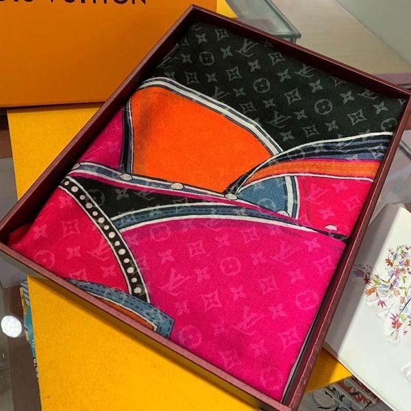 designer scarf luxury designer scarf classic logo fashion cape delivery box luxury scarf soft and light size: 110*200cm louis1 vuitton125b, Blue;gray
designer scarf luxury designer scarf classic logo fashion cape delivery box luxury scarf soft and light size: 110*200cm louis1 vuitton125b, Blue;gray