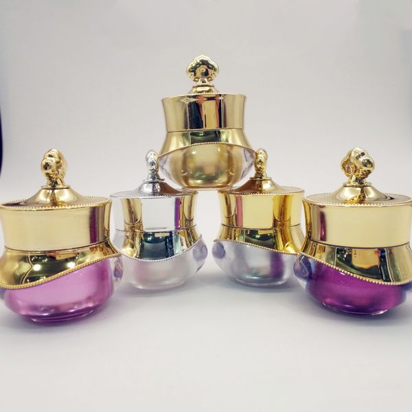 1pcs 5g/10g/15g crown shape plastic refillable bottles empty pot bottles makeup jar travel face cream lotion cosmetic container
1pcs 5g/10g/15g crown shape plastic refillable bottles empty pot bottles makeup jar travel face cream lotion cosmetic container
