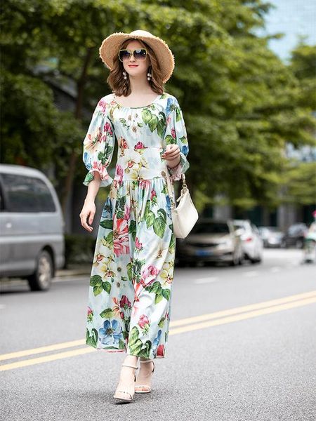 casual dresses bohemian 2021 summer floral print long round neck slim look pleated dress, Black;gray
casual dresses bohemian 2021 summer floral print long round neck slim look pleated dress, Black;gray