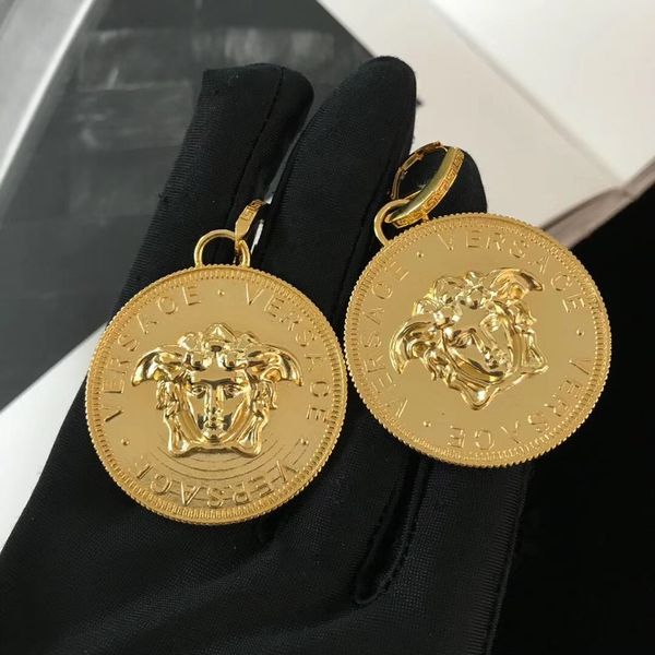 Top quality round with head shpae of hoop or drop earring for women gold plated women wedding gift drop shipping PS6769A
Top quality round with head shpae of hoop or drop earring for women gold plated women wedding gift drop shipping PS6769A