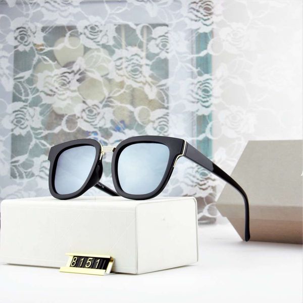 new version sunglasses polarized lens sports sun glasses fashion trend eyeglasses eyewear original accessories 8151, White;black
new version sunglasses polarized lens sports sun glasses fashion trend eyeglasses eyewear original accessories 8151, White;black
