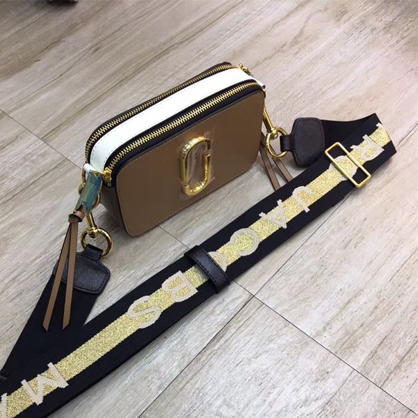 2019 summer feminina cow leather leather handbags polyester wide shoulder bag small crossbody messenger bag 
2019 summer feminina cow leather leather handbags polyester wide shoulder bag small crossbody messenger bag