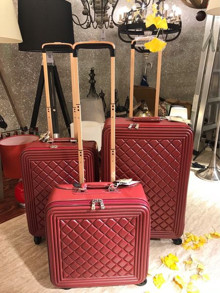 18 famous designeren luggage set,pu leather suitcase bag,universal wheels carry-ons,grid pattern carrier,,drag box
18 famous designeren luggage set,pu leather suitcase bag,universal wheels carry-ons,grid pattern carrier,,drag box