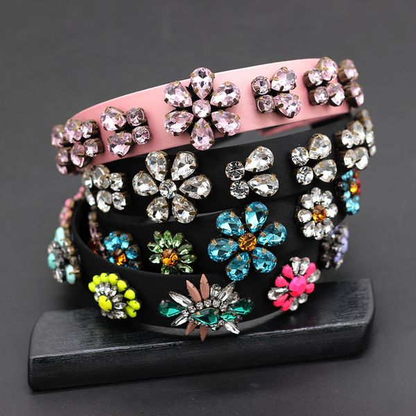 baroque headband rhinestone color luxury court retro geometric wild fashion bridal hair dance street shooting wild hair 893, Golden;white
baroque headband rhinestone color luxury court retro geometric wild fashion bridal hair dance street shooting wild hair 893, Golden;white