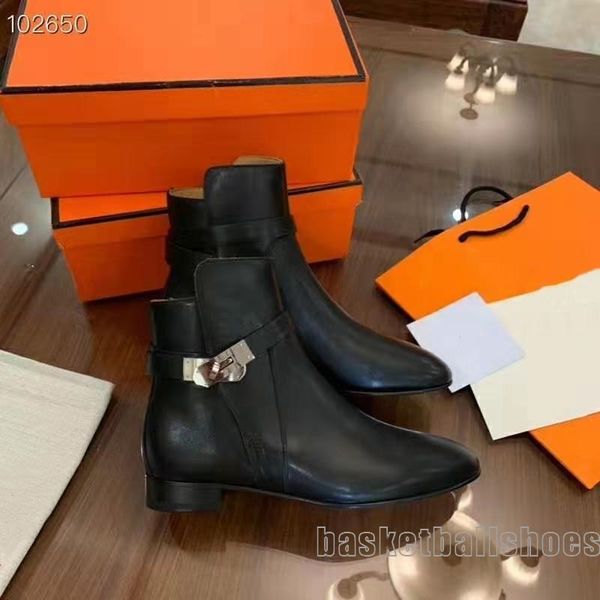 women shoes designer calfskin iconic buckle ankle strap boots 2019 new fashion luxury low heel black leather neo ankle boot with box
women shoes designer calfskin iconic buckle ankle strap boots 2019 new fashion luxury low heel black leather neo ankle boot with box