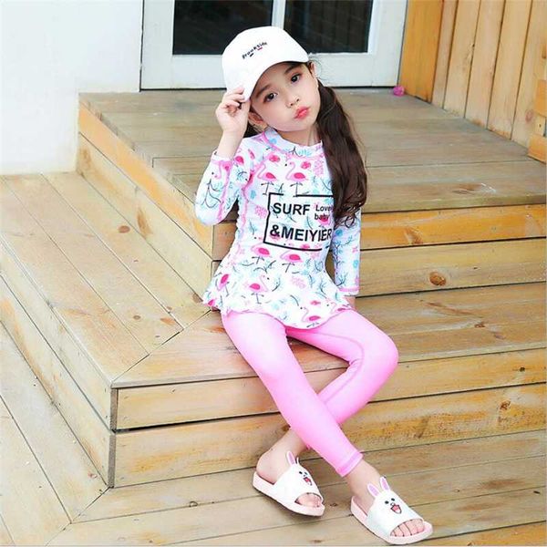 new arrive beautiful child muslim swim suit two piece islamic girls swimsuit floral printed modest swimwear full coverage
new arrive beautiful child muslim swim suit two piece islamic girls swimsuit floral printed modest swimwear full coverage