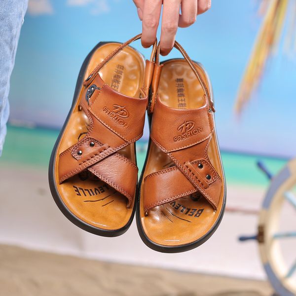 leather sandals for men's leisure and non-skid beach shoes for summer 2019 men's slippers with cowhide upper sandals, Black
leather sandals for men's leisure and non-skid beach shoes for summer 2019 men's slippers with cowhide upper sandals, Black