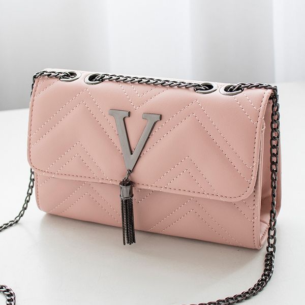 women's handbag fashion chain shoulder belt embroidered thread letter women's bag solid color single shoulder messenger bag
women's handbag fashion chain shoulder belt embroidered thread letter women's bag solid color single shoulder messenger bag