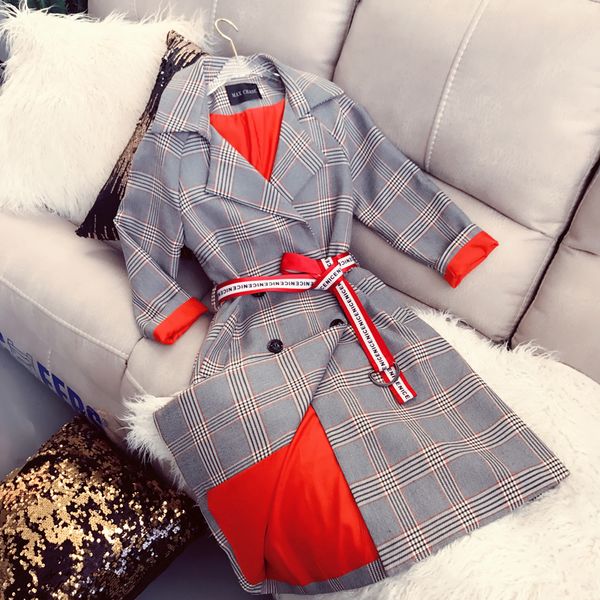 new spring fashion female trench coat medium-long long sleeve vintage plaid outwear turn-down collar women windbreaker casual, Tan;black
new spring fashion female trench coat medium-long long sleeve vintage plaid outwear turn-down collar women windbreaker casual, Tan;black