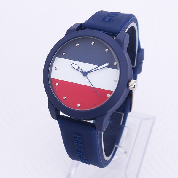 Новая американская мода досуг спортивный бренд женщины мужчины резиновый ремешо
Новая американская мода досуг спортивный бренд женщины мужчины резиновый ремешо