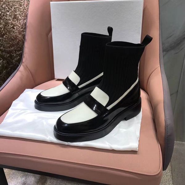 2019 new shoes fashion designer women's luxury shoes black leather ankle boots medium long flat sole delivery
2019 new shoes fashion designer women's luxury shoes black leather ankle boots medium long flat sole delivery